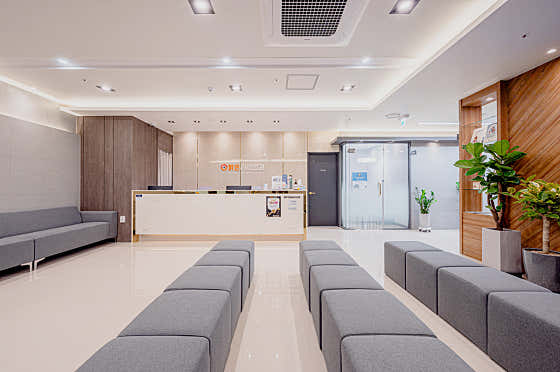 Bright Future Ophthalmology Clinic