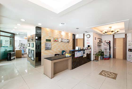 Jinju Park Dental Clinic