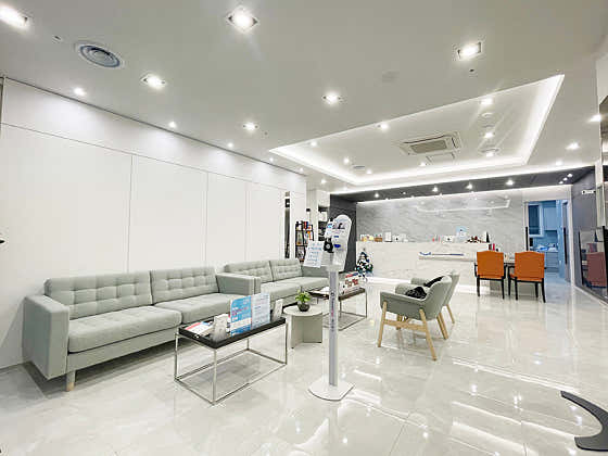 Waterdrop Dental Prosthetics Clinic