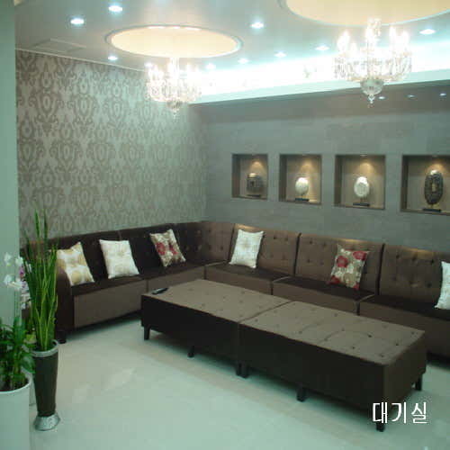 Hong Dental Clinic