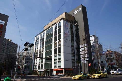 Kim Seon-kyung Surgery & Park Chan-mo Internal Medicine Clinic