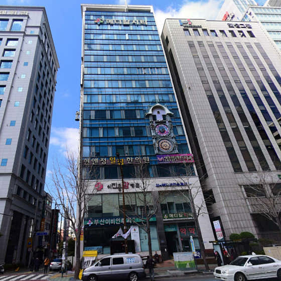Seoul Top Implant Dental Clinic