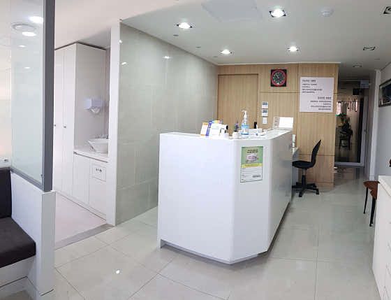 Lee Jong-man Dental Clinic