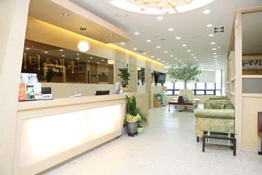Dr. Leaders Internal Medicine Clinic
