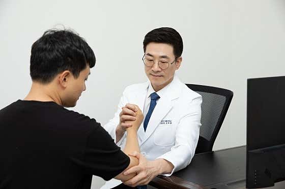Gangdong Myeongil Hwalgichan Rehabilitation Medicine Clinic