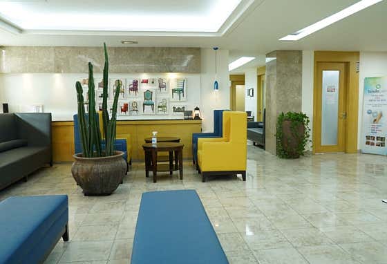 Shinyoung Dermatology Clinic