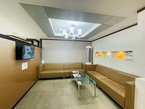 Lee Sarang Dental Clinic