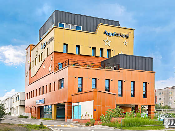Yeongcheon J Hospital